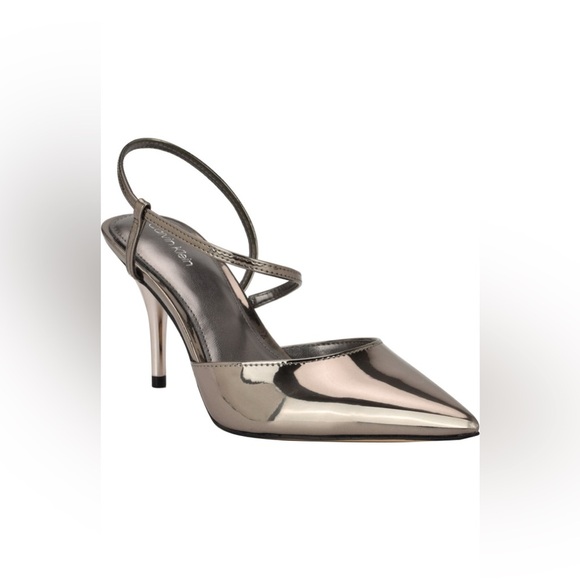 Cordera Pump (Women)
Calvin Klein - Picture 1 of 10